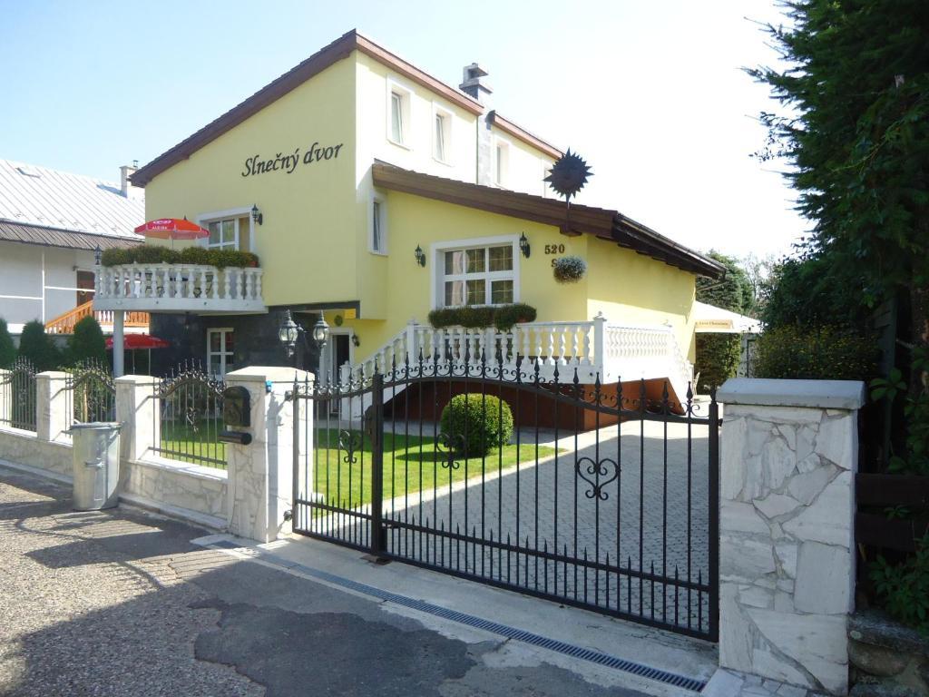 Slnecny Dvor Appartement Vel'ka Lomnica Buitenkant foto